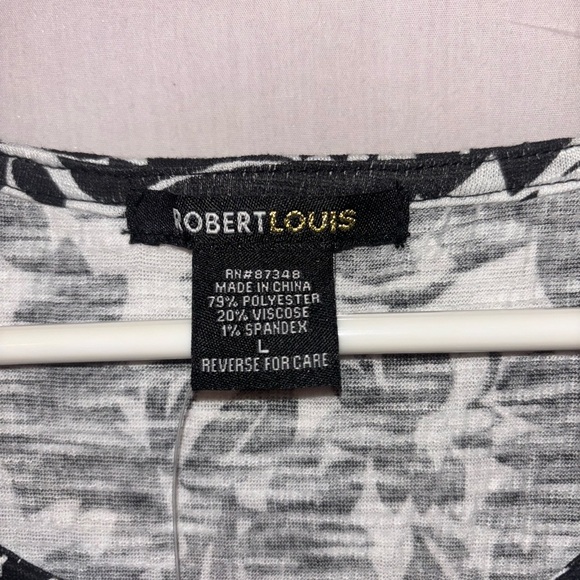 Beautiful Ruffle Blouse - Picture 5 of 10